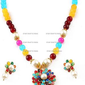 Collares de cuentas de resina coloridos de moda de verano, collar con colgante exagerado de cadena larga de declaración de resina para mujer - Product Image 5