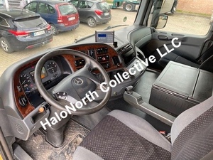 Camión Volquete Pesado Usado Mercedes Actros 3244 MP3 Euro 4 Diésel 8x4 con Volante a la Izquierda para Transporte Minero, Año 2014 - Product Image 6
