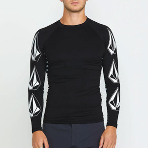 Rashguard de Tela Elástica Cómoda para Sesiones Intensas, Ropa Deportiva de Alto Rendimiento Adecuada para Entrenamiento - Product Image 1