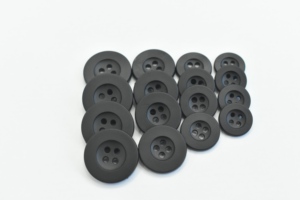 Botones de Nylon Reciclado de 4 Agujeros, Borde Delgado, para Coser, Ropa Clásica, Sombreros, Zapatos, Decoración Hecha a Mano, Precio al por Mayor - Product Image 4