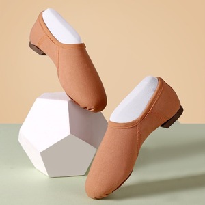 Chaussures de danse Jazz OEM en gros roses pliables jetables pour femmes, tige en microfibre, doublure en coton, semelle extérieure en cuir véritable - Product Image 1