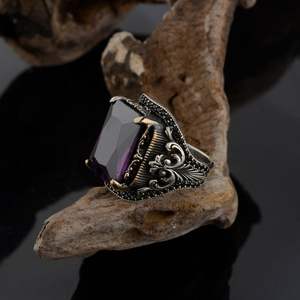 แหวนอเมทิสต์สำหรับผู้ชายแหวนพลอยอเมทิสต์สีเงินทำด้วยมือเครื่องประดับสำหรับผู้ชายของขวัญวันเกิดที่สมบูรณ์แบบสำหรับเขา - Product Image 1