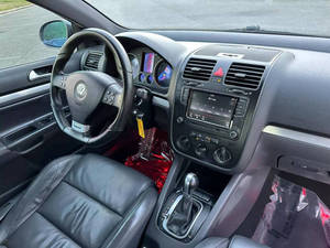 Auto Usado de Calidad a Precio Accesible, Volkswagen GLI 2008, Volante a la Izquierda - Product Image 4