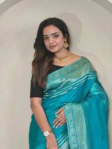 Vente en gros directe d'usine SHIV FASHION – Saree bohème élégant en soie jacquard bleu sarcelle, design indien et pakistanais, idéal pour toutes les occasions festives - Product Image 3