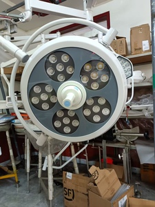 Lampes chirurgicales LED mobiles à prix abordable 2026 pour salle d'opération, examen ORL, dentaire et clinique vétérinaire - Product Image 4