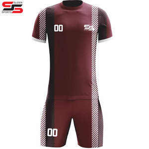Nuevos uniformes de fútbol hechos a medida para hombres y mujeres: uniformes deportivos de diseño, comodidad y rendimiento Premium - Product Image 5