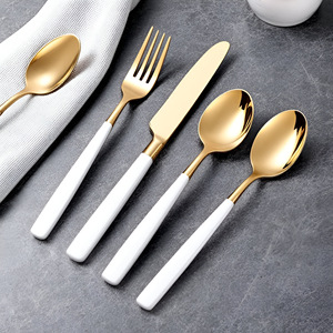Suministros indios modernos, venta al por mayor, juego de cubiertos con espejo de acero inoxidable con mango blanco, juego de cubiertos hechos a mano de Metal para Hotel - Product Image 4
