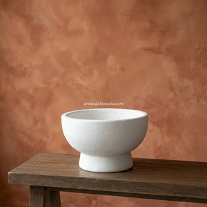 Bol sur piédestal en céramique rustique blanc uni Canasta L, vase de table artisanal 18x35cm, décoration pour la maison et l'hôtel, vente en gros - Product Image 5