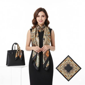 Sciarpa Quadrata Moderna in Seta Paisley Nera e Oro 90cm, Foulard da Collo per Donna, Accessorio <span class=keywords><strong>di</strong></span> Lusso per Abiti da Sera, Sciarpa Personalizzata con Logo del Brand - Product Image 1