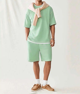 Conjuntos de camiseta y pantalones cortos para hombre hechos a medida, de alta calidad, ligeros, transpirables, con cuello redondo. - Product Image 5
