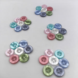 Hot Sale 20L Plastic <b>Buttons</b> In Various Colors for Office Shirts Team Shirts and Uniforms - Product Image 3