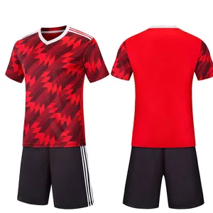 Latest Design Men Soccer Jerseys & Short Adults Wear With Club Team Name For Men Soccer Wear Uniform