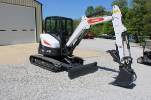 Miniexcavadora Hidráulica Usada Bobcat E40 de 12 Toneladas para Construcción, con Motor y Caja de Cambios, Máquina Excavadora de Orugas - Product Image 3