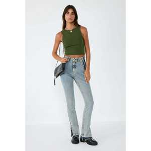 Top Corto sin Mangas con Cuello Redondo - Product Image 1