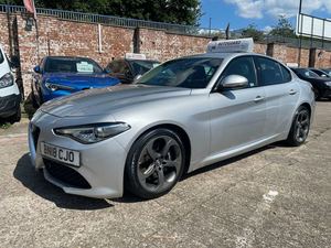 USADO LHD/RHD 2018 ALFA ROMEO GIULIA 2,0 VELOCE - Product Image 2