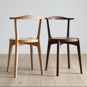 Silla de comedor minimalista escandinava hecha de teca sólida, silla cómoda y ligera perfecta para el comedor en casa o eventos de boda - Product Image 1