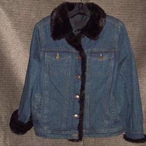 Logo personnalisé Varsity Jacket Doublure en fourrure Lettre Imperméable Taille de couleur personnalisée Produit No. DJ-132 International Export Pakistan - Product Image 1