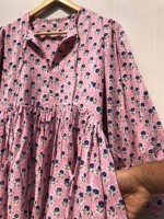 Robe midi en coton rose, robe courte, robe longue à imprimé floral, col profond avec fermeture à cordon, cadeau pour elle