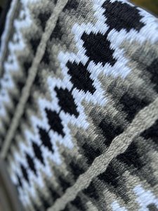 Western Show Horse Saddle Blanket Diseño de Nueva Zelanda Manta de sillín de lana hecha a mano Top Wool Saddle Pad Size - Product Image 3