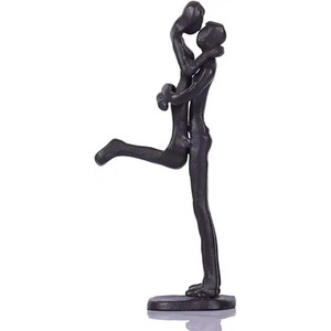 Esculturas románticas e irónicas de parejas que crean recuerdos duraderos, la escultura de pareja de San Valentín representa la promesa de por siempre. - Product Image 1