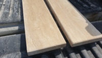 Rebords de fenêtre en travertin beige clair, style classique moderne 2025, coupe à veines croisées, finition polie, rempli et poli, dimensions variées, fabriqué en Turquie, pour hôtels