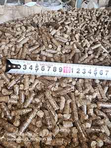 Granulés de bois d'acacia renouvelables de 8mm pour une utilisation efficace du carburant pour la maison et l'industrie - Product Image 2