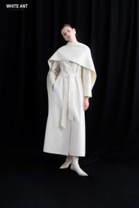 สไตล์ใหม่รอบคอยาวเสื้อผู้หญิงที่มีเข็มขัดหรูหราสีขาว MIAH CASHMERE ยาวเสื้อผ้าแคชเมียร์ 20% แคชเมียร์ 80% ขนสัตว์ - Product Image 6