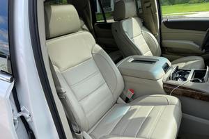 Usado cuidadosamente 2016 GMC Yukon Denali 4x4 - Product Image 4