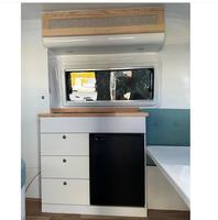 Remorque de camping compacte moderne et légère à prix abordable, conforme aux normes australiennes, en acier inoxydable, pour 6 personnes