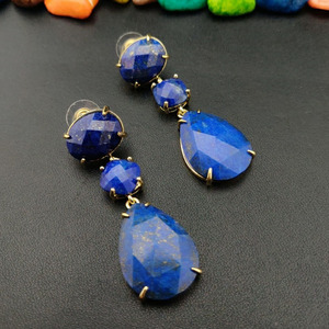 Boucles d'oreilles bohèmes en améthyste colorée pour femmes, bijoux ethniques faits à la main avec des pierres précieuses - Product Image 2