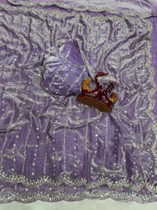 Vêtement occasionnel Espace Soie Avec Perles Et Paillettes Broderie Saree Femme Fabricant De Mode De Surat Au Taux Le Plus Bas - Product Image 5