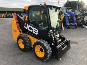 Minicargadora JCB 155, Cargadora Compacta de Ruedas para Jardinería, Agricultura y Construcción - Product Image 3