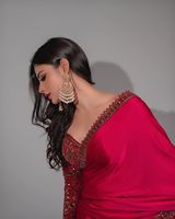 Saree de secuencia de color rojo, Saree de bollwood de estilo moderno con el mejor precio, Sari Shari, precio de la India