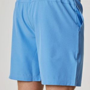 Pantalones cortos para correr ligeros y transpirables para hombre con tecnología de secado rápido para un mejor rendimiento atlético - Product Image 5