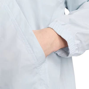 Chaqueta Cortavientos Estilo Urbano con Media Cremallera y Etiqueta de Marca Personalizada, Chaqueta Anorak Negra con Descuento por Volumen para Entrenamiento en Gimnasio - Product Image 5