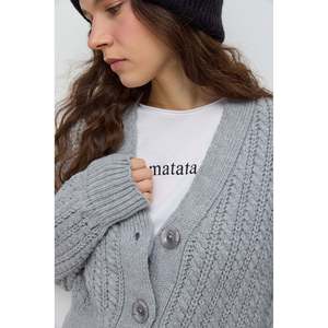 Cárdigan de Punto con Estampado Floral Informal, Técnicas de Tejido Jacquard, Decoración Bordada a Mano, Cierre de Botones para Invierno - Product Image 2