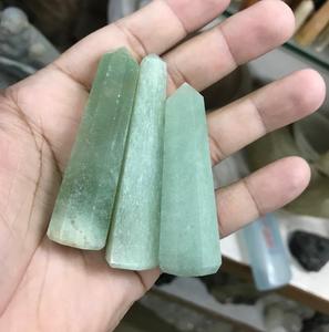 Points de cristal de guérison et tours de pierre précieuse d'aventurine Pierre précieuse naturelle de type Aventurine - Product Image 5
