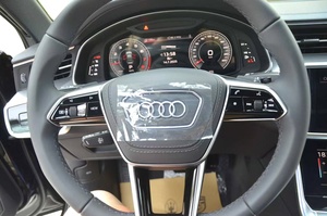 Audi A6L 2025 2.0TFSI Turbo Premium Dynamic Facelift - Sedán de Lujo con Volante a la Izquierda, Asientos de Cuero, Neumáticos R20 y Techo Panorámico - Product Image 6