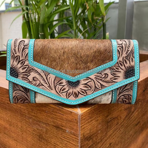 Sac fourre-tout large turquoise en cuir gaufré usiné à la main et portefeuille occidental en cuir de vachette pour femmes Meilleure vente - Product Image 3