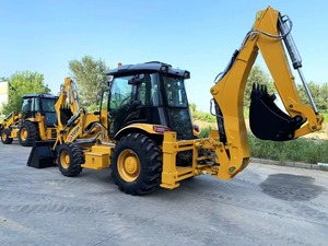 รถตักล้อยาง Kubota B95C ปี 2018 เครื่องยนต์ดีเซล พร้อมกระบอกไฮดรอลิก Eaton เกียร์ แบริ่ง และปั๊ม - Product Image 4