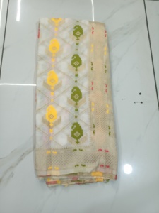 Saree en nylon d'élégance moderne charmant et aéré pour un drapage facile Style traditionnel pour les fêtes et les mariages - Product Image 6