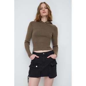 Sweat-shirt basique à capuche en tissu sergé à effet délavé - Product Image 2