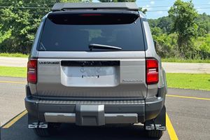 Toyota Land Cruiser First Edition 2024 Usado - Product Image 4