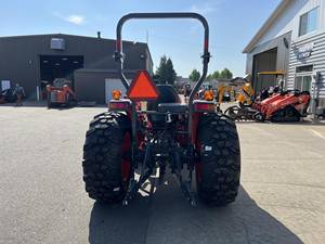 Tracteur Kubota MX4900HST 2026 avec chargeur frontal compact LA1065, tracteur utilitaire agricole - Product Image 5