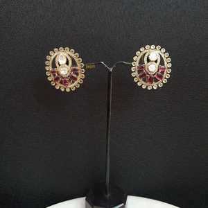 Pendientes de moda de piedra moissanita rosa - Product Image 4