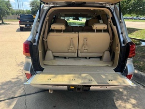 Coche usado 2010 Lex-us LX570 Base muy limpio y sin accidentes - Product Image 6