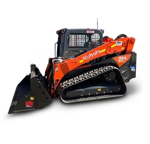 Chargeuses compactes Kubota fiables avec moteurs diesel de soixante-quatre chevaux et systèmes de pompes hydrauliques à haut débit - Product Image 4
