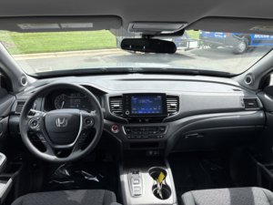 Honda Ridgeline Sport 2021 d'occasion propre - Product Image 5