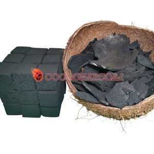 Briquettes de charbon de bois à usage industriel | Carburant à haute densité et sans fumée - Product Image 1