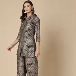 Motivi etnici stampati a-line Kurti con Palazzo in viscosa Rayon tessuto stampato Kurti Set con Palazzo per abbigliamento moda donna